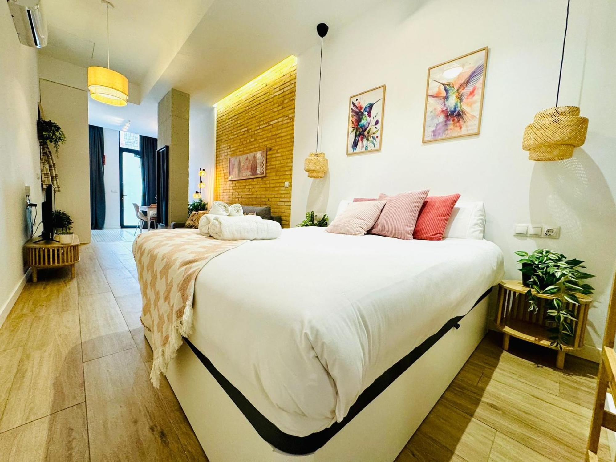 Dorado Cabanyal - Luxury Beachside Charm Apartment Valencia Bagian luar foto